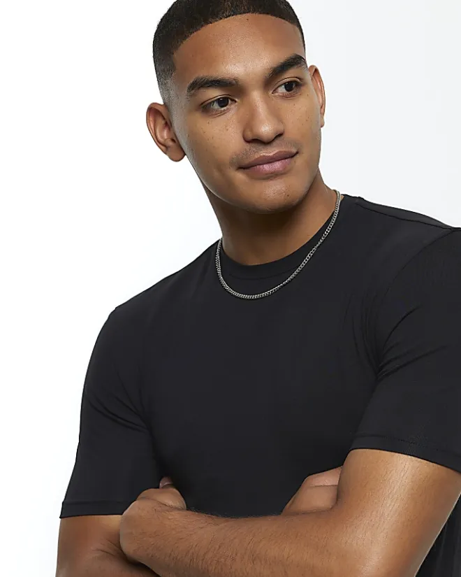 River Island muscle fit t-shirt Black Online