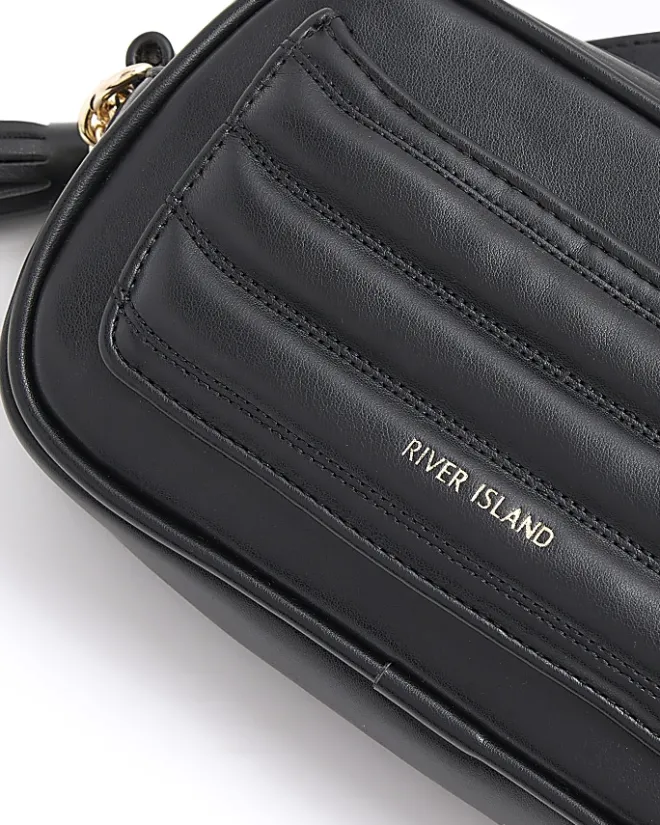 River Island quilted front pocket cross body bag Black Outlet