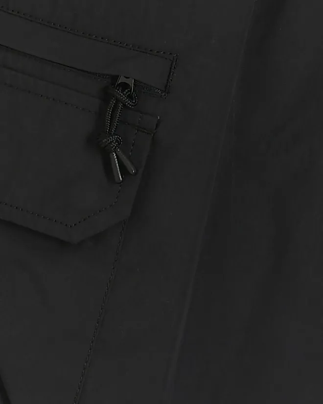 River Island regular fit cargo shorts Black Hot
