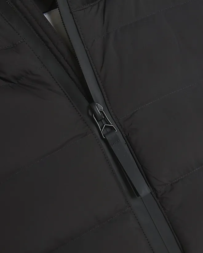 River Island regular fit quilted puffer gilet Black Sale