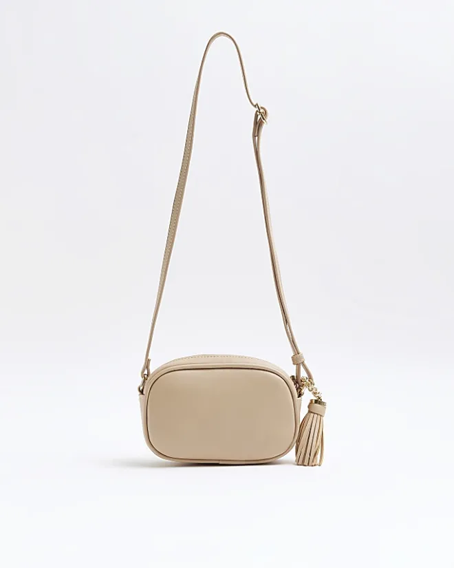River Island Girls Beige heart quilted cross body bag Cream Hot