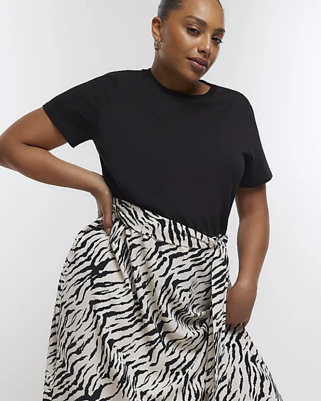 River Island Plus animal print t-shirt midi dress Black Outlet