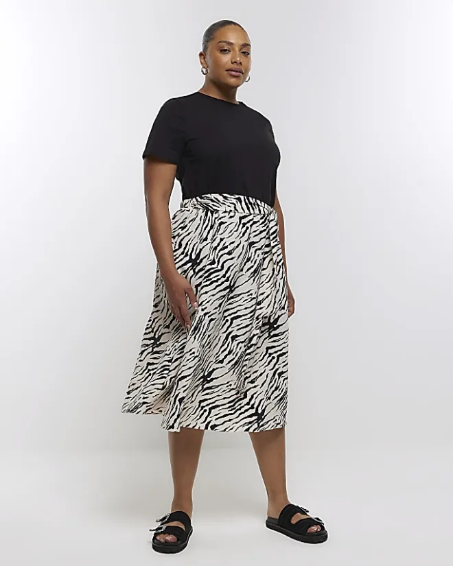 River Island Plus animal print t-shirt midi dress Black Outlet
