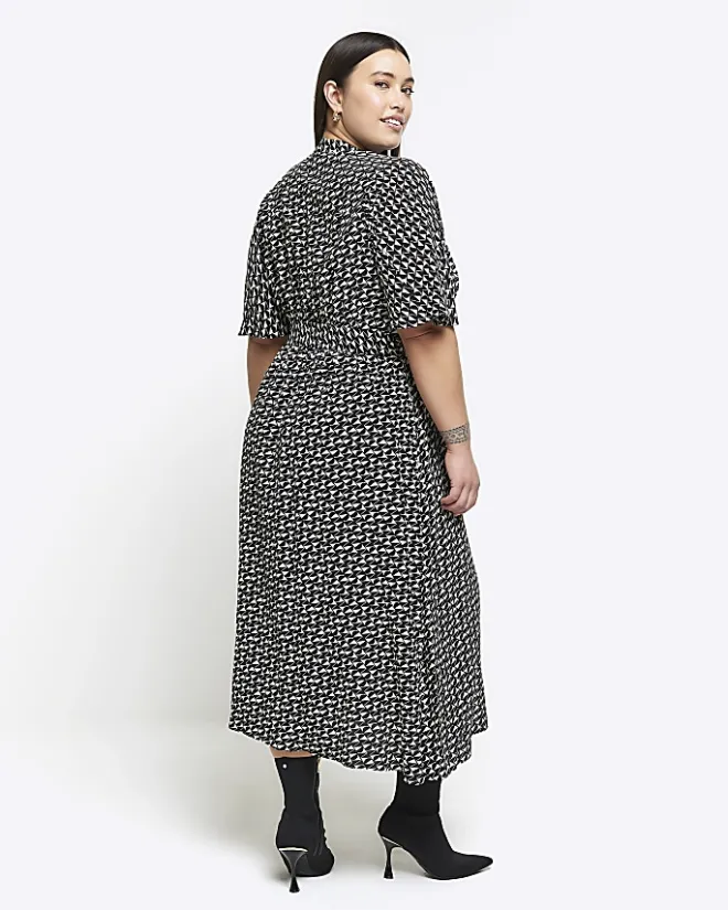 River Island Plus geometric belted midi shirt dress Black Hot