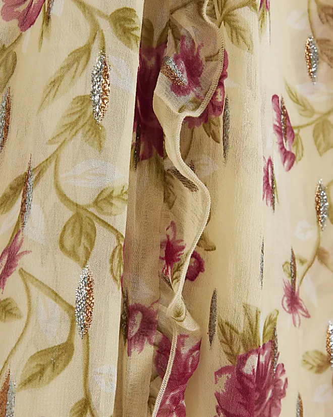 River Island Plus chiffon floral blouse Cream Hot