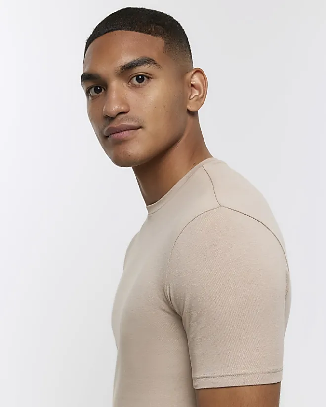 River Island muscle fit t-shirt Stone Discount