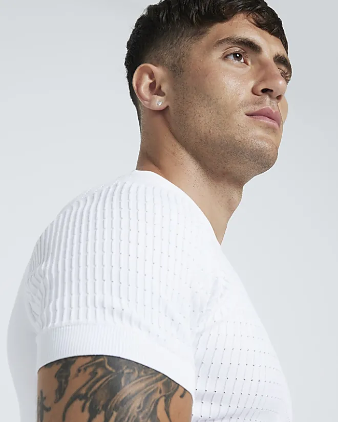 River Island muscle fit brick knit t-shirt White Online